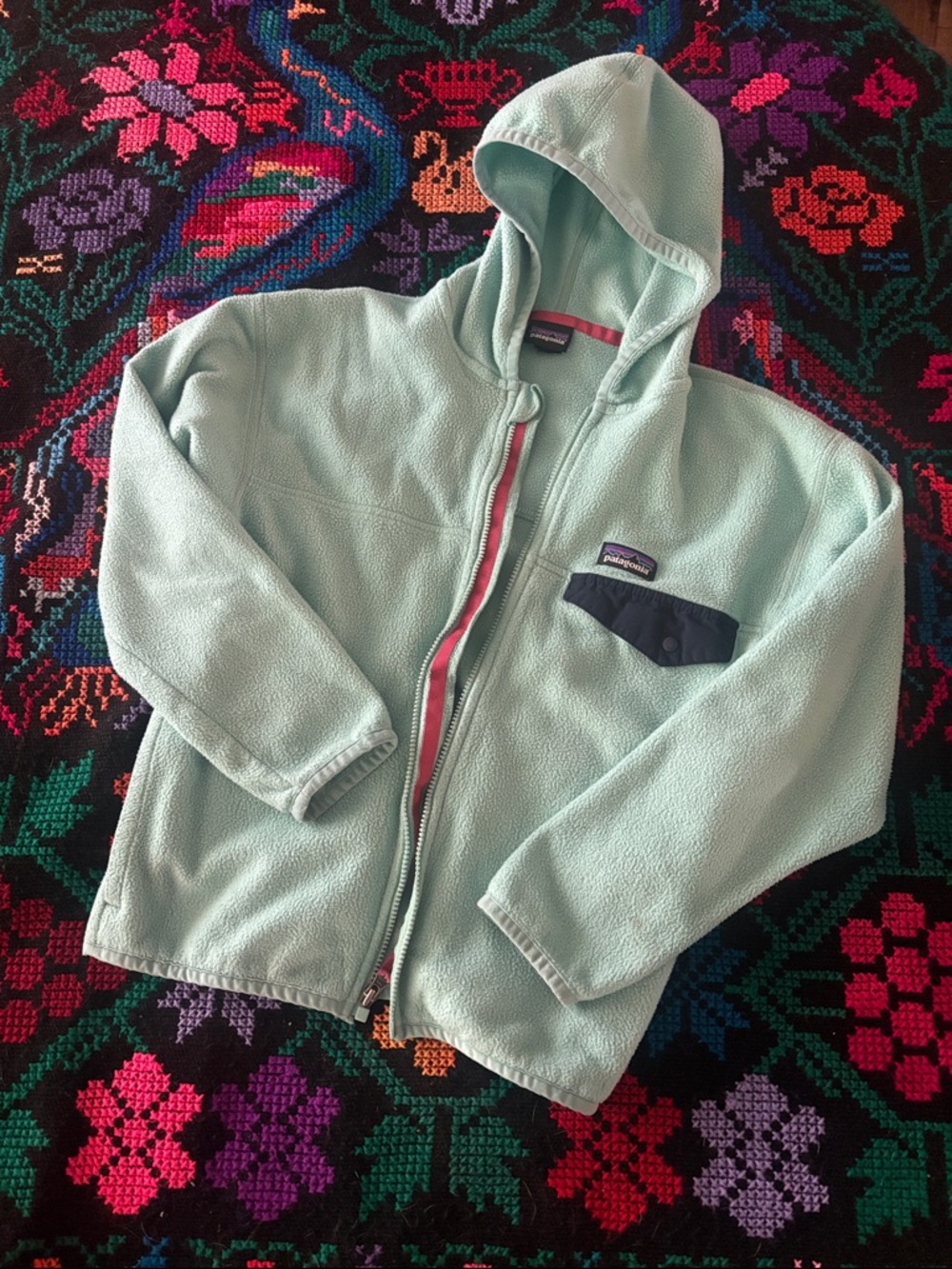 Patagonia Kids Mint Green Hooded Fleece Jacket with Navy Chest Pocket